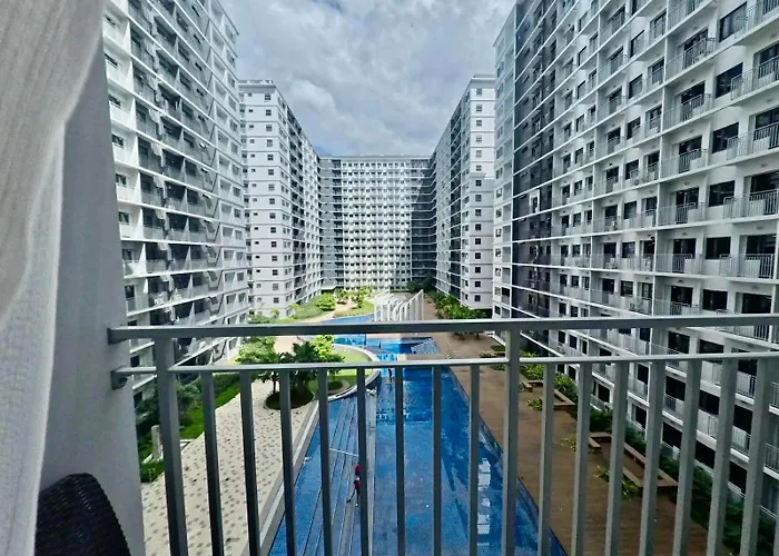 Simply Modern Staycation - 1br Pool View Walkable To Moa-shore3 Tower4 Apartment *
