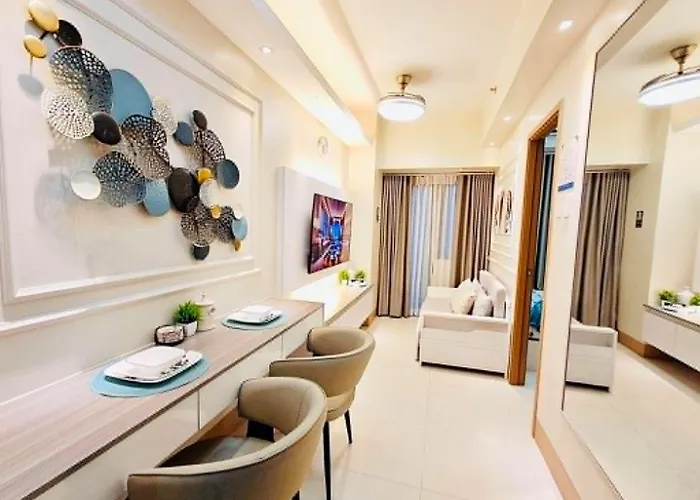 Apartment Simply Modern Staycation - 1br Pool View Walkable To Moa-shore3 Tower4 Manila